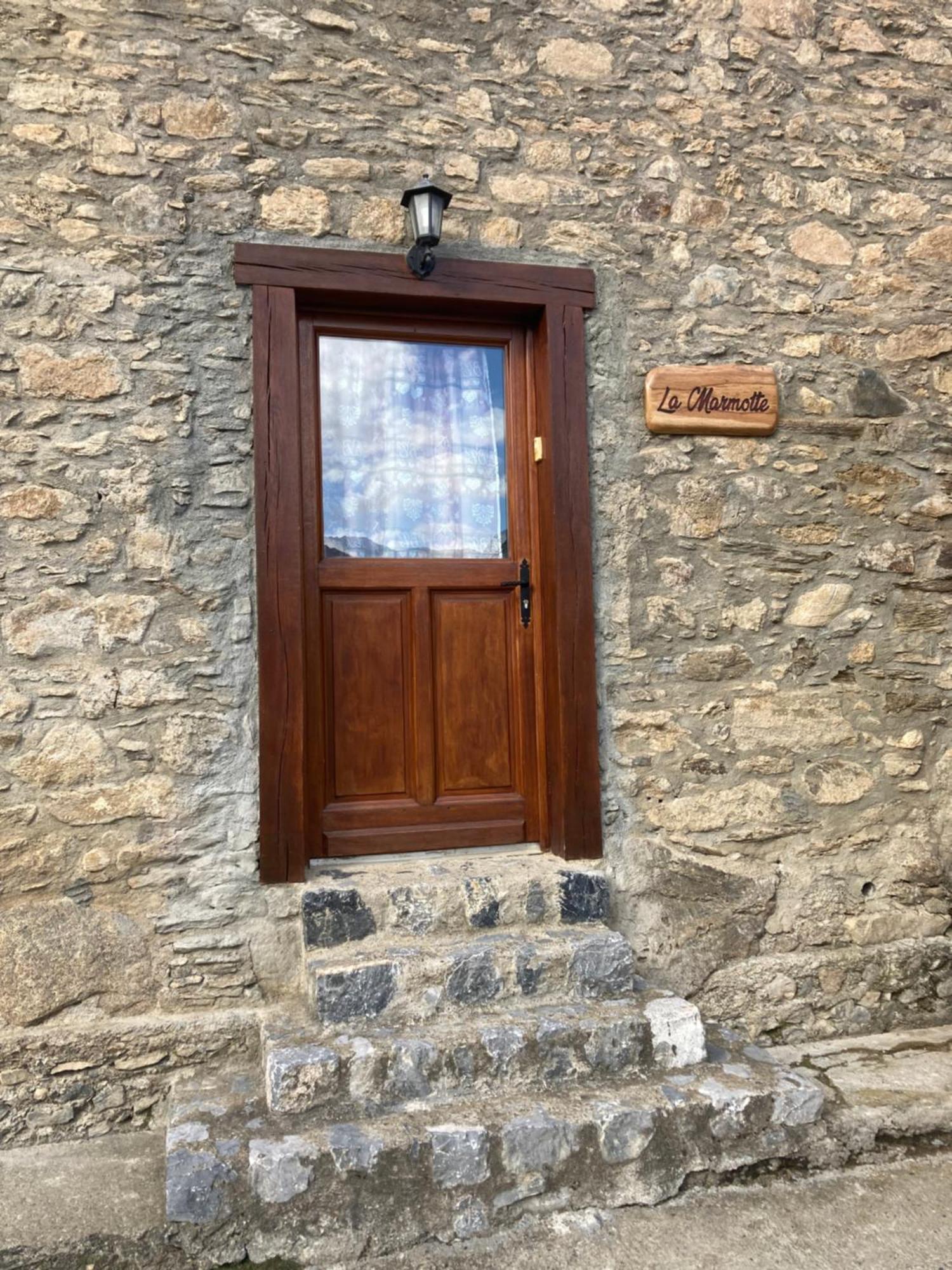 Gite De Montagne Poubeau Exterior foto
